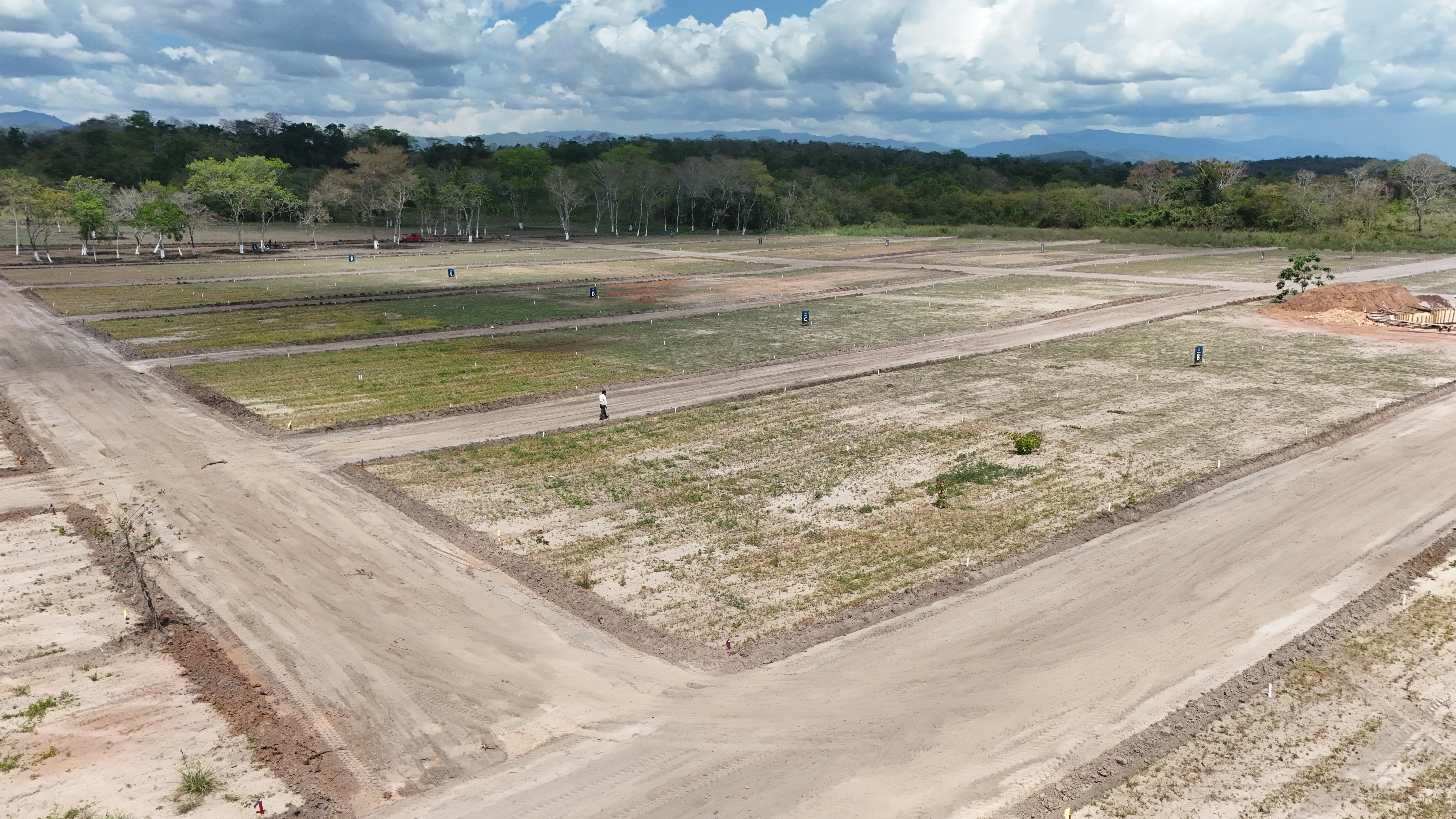 LOTE RESIDENCIAL ÁGUILA RICURICOCHA MZ. N LT. 210